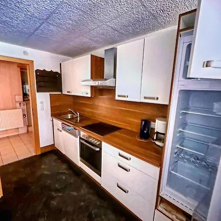 Appartement Spacious In With Garden *
