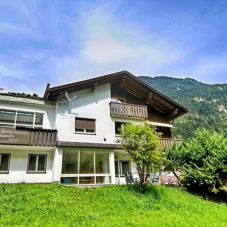 Appartement Spacious In With Garden *